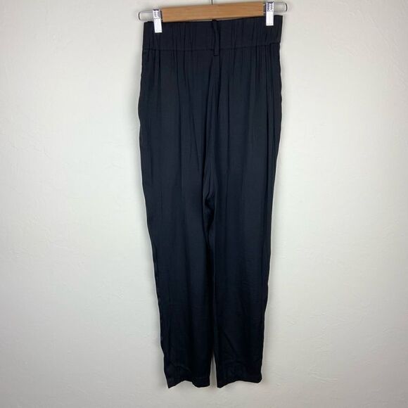 Cupcakes & Cashmere Lindsey Paper Bag High-Waisted Pant - Black - Picture 6 of 8